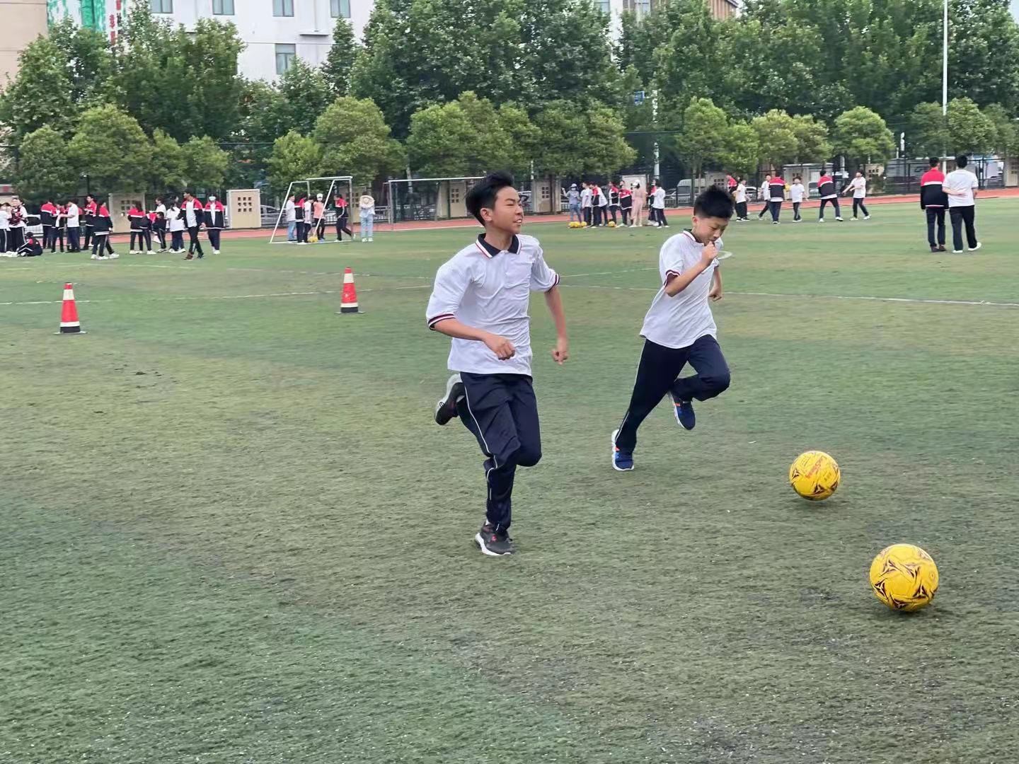 20米高速带球