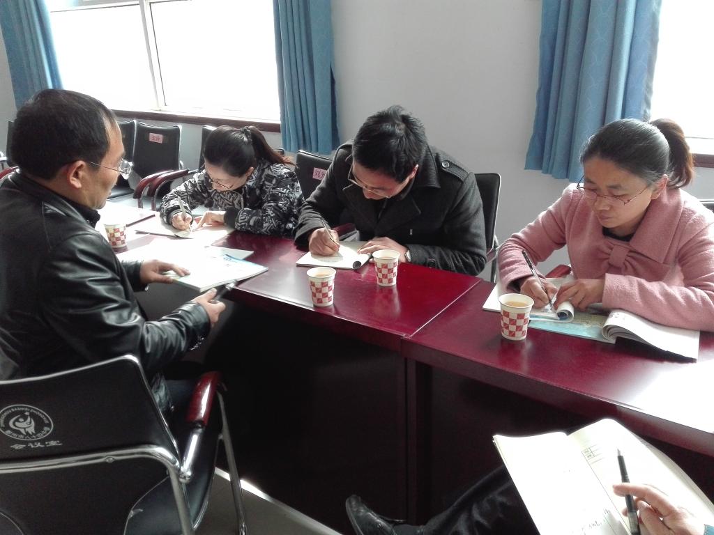 郭增军老师指导政治学科教师