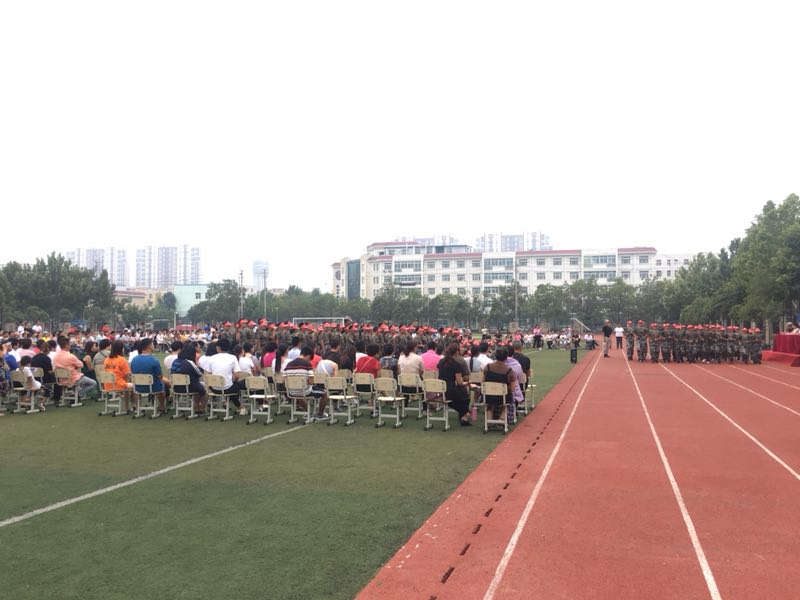 家长观摩会操表演