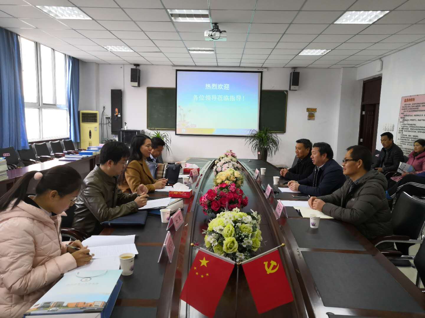 交流小组听取常校长汇报