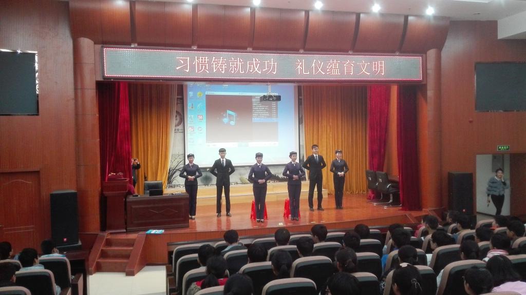 同学们展示