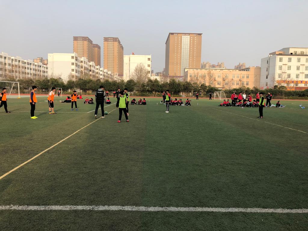 比赛中