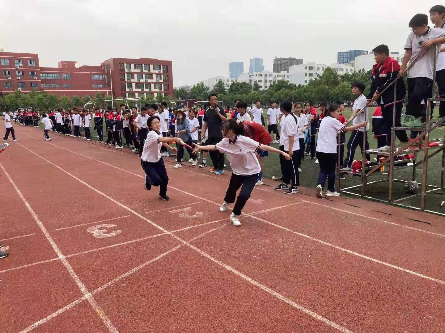 4X400米接力