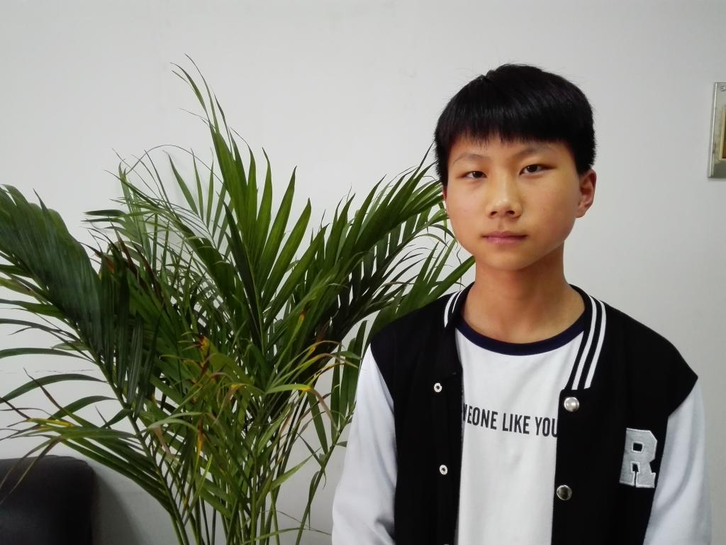 七六班推荐 孙佳豪