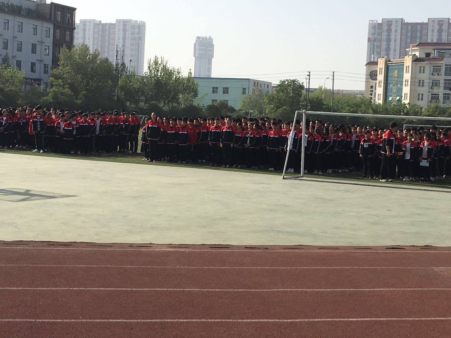 疏散集合