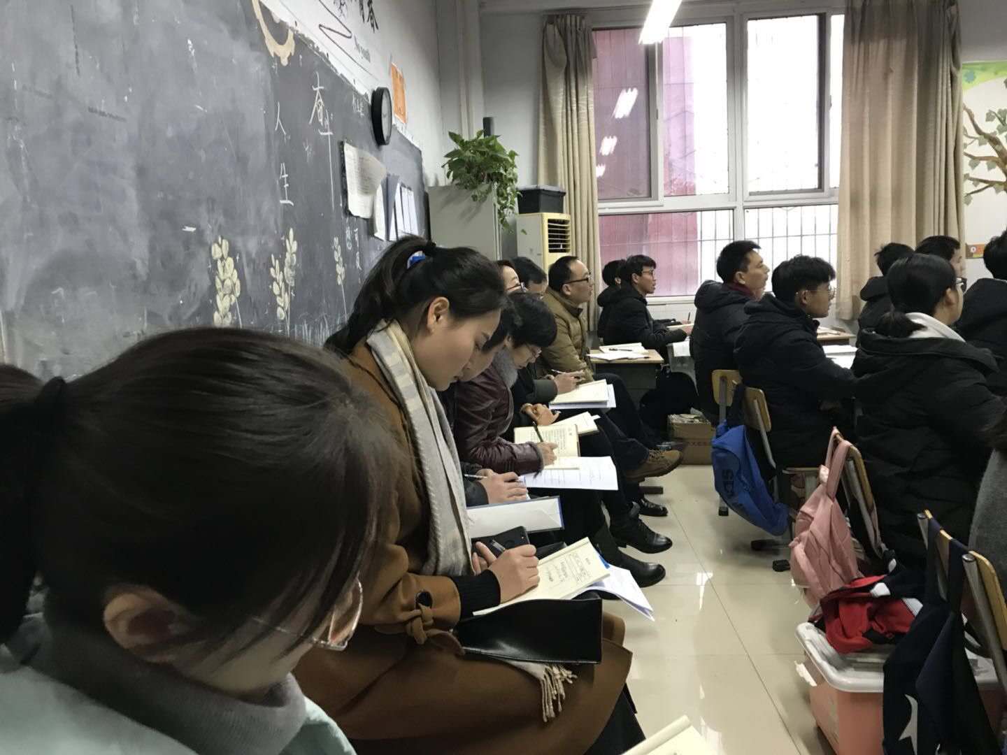 督导组成员进班听课