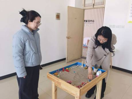 关爱教师心灵 赋能幸福教育——郑州市第八十四中学开展教师心理健康体验活动